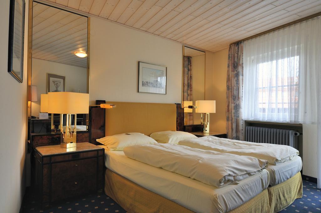 Hotel Zum Baecker Udenhain Bagian luar foto