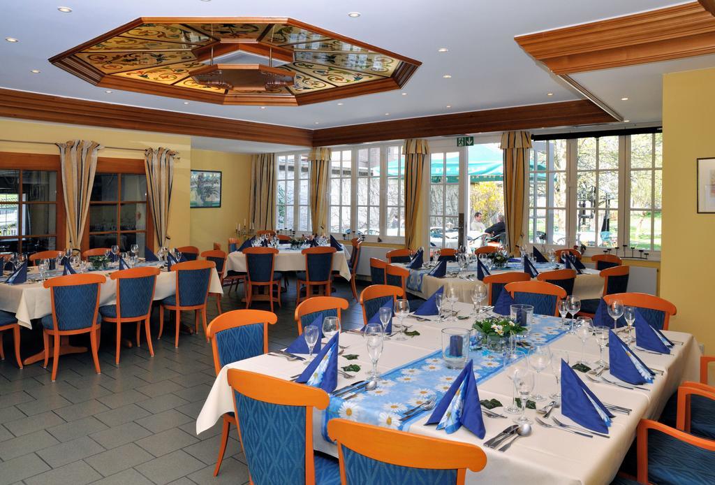 Hotel Zum Baecker Udenhain Bagian luar foto