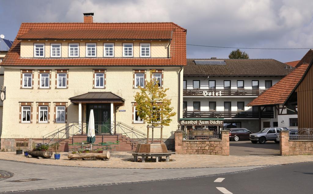 Hotel Zum Baecker Udenhain Bagian luar foto